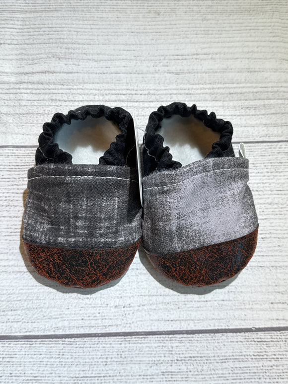 Charcoal Brushstrokes (12-18 months)