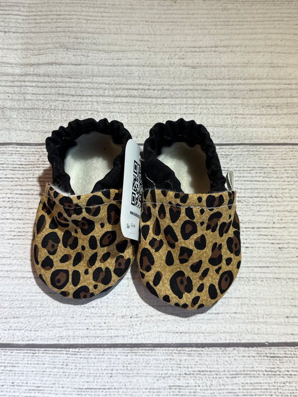 Leopard (3-6 months)