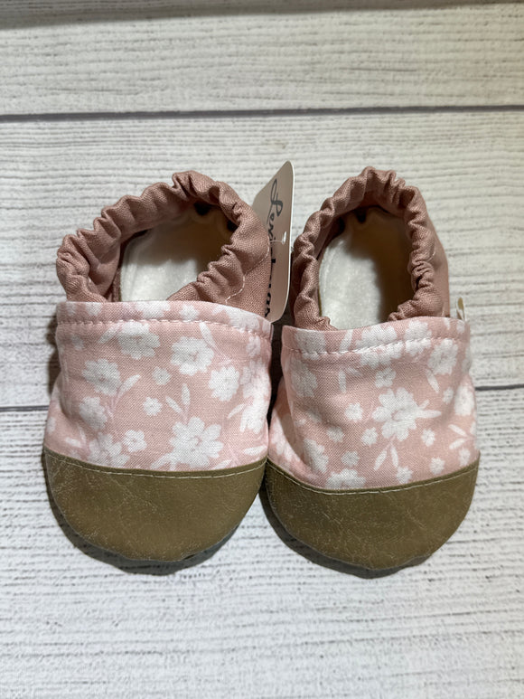Light Pink White Floral (12-18 months)