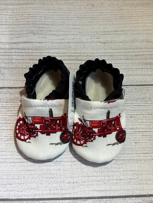 Old Red Tractor (3-6 month