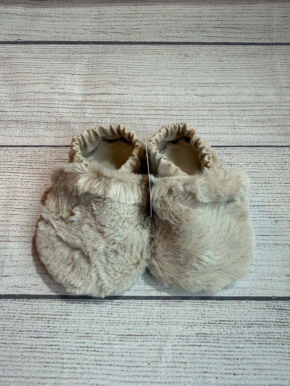 Light Sand (Hide Champagne) Faux Fur (9-12 months)