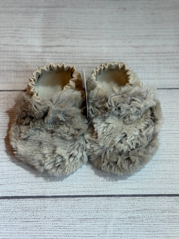 Rabbit Sand/Shell Faux Fur (9-12 months)