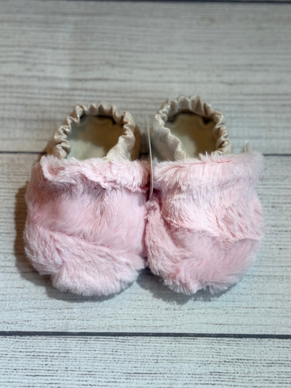 Pink Bubblegum Faux Fur (9-12 months)