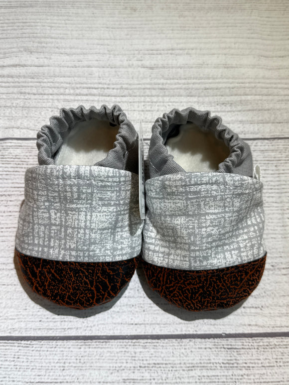 Gray Texture (12-18 months)