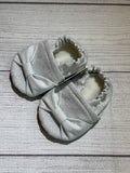 Shimmery White Bow (12-18 months)