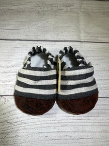 Faded Black and Light Heather Gray stripes (12-18 months)