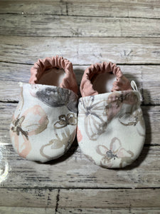 Cream Mauve Butterflies (3-6 months)