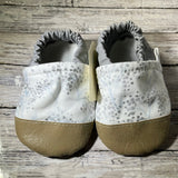 White with Silver Shimmer Branches (3-6 months)