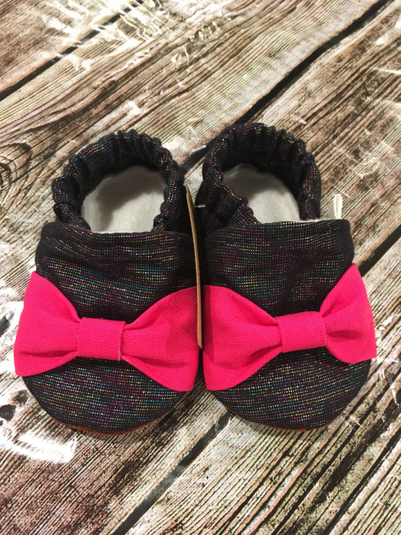 Black Rainbow Shimmer with Hot Pink Bow