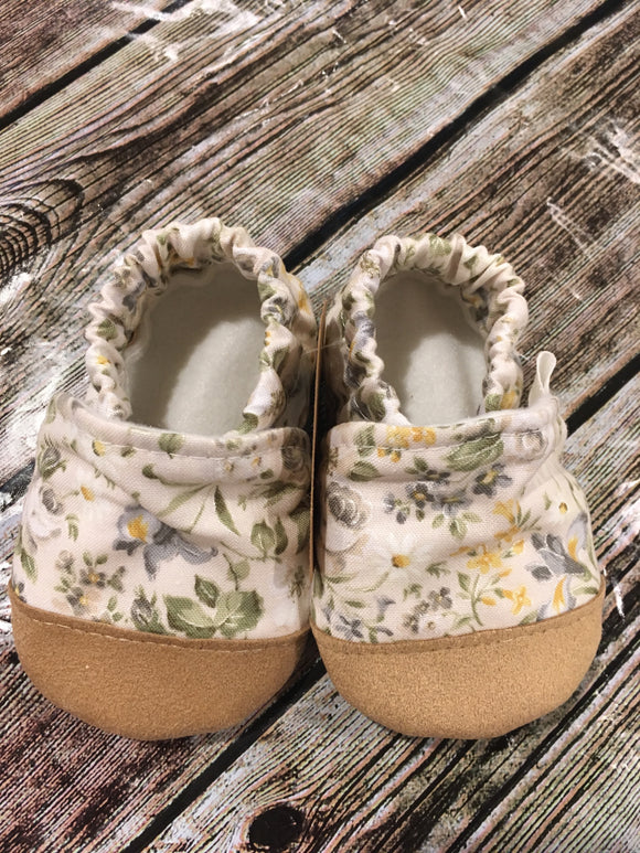 White Floral (9-12 months)