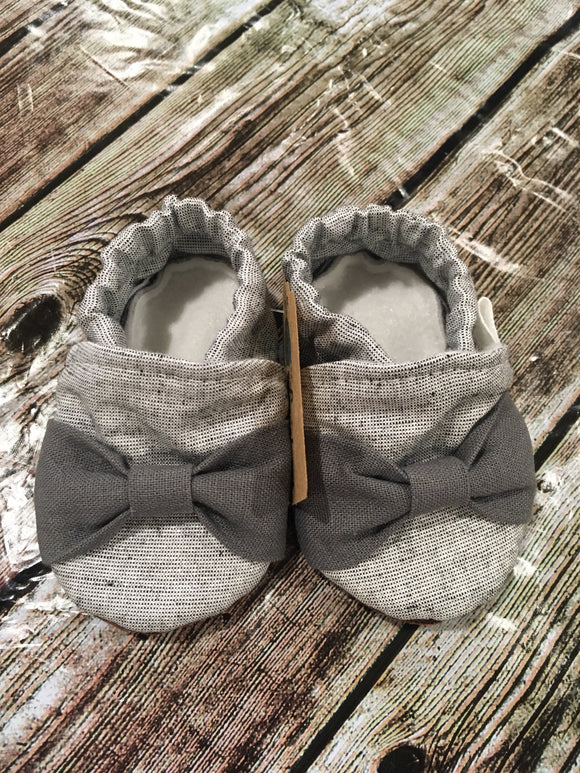 Silver Gray Shimmer with Dark Gray Bow (3-6 months)